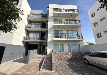 DEPTO 2 DORMITORIOS CON COCHERA EN BARRIO SUR